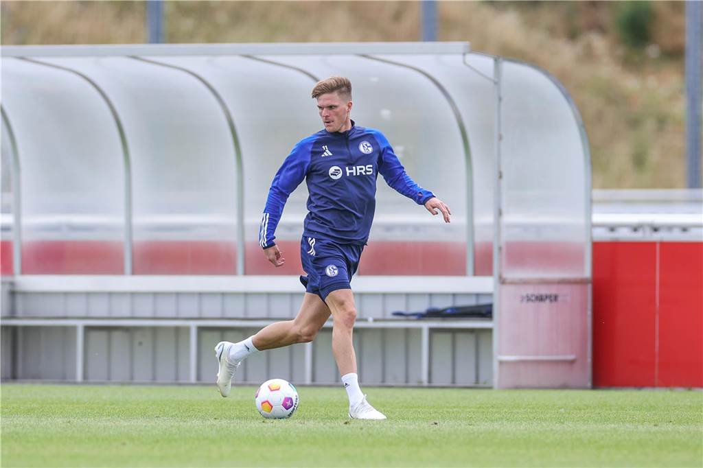 Wem Schalke am letzten Spieltag die Daumen drückt: Für Marius Bülter erhält Schalke einen Bonus.