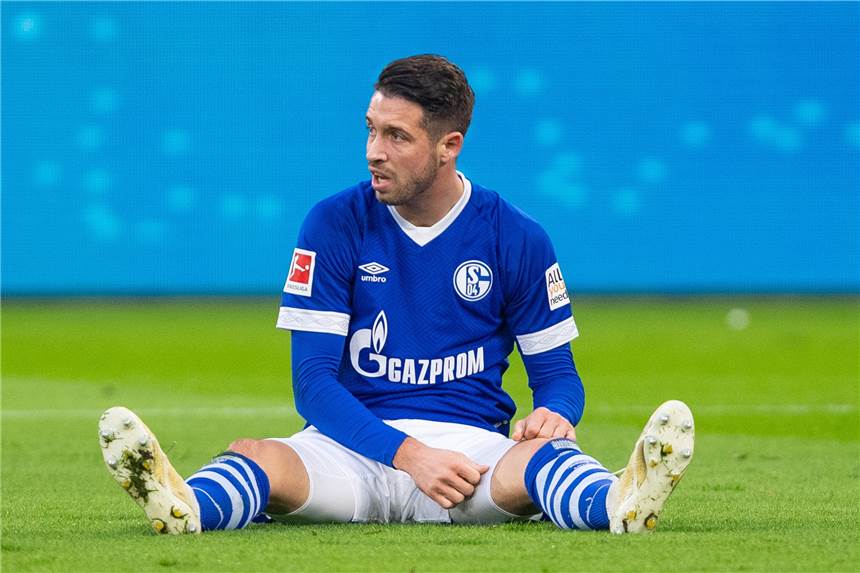 Vorfreude auf das Pflichtspieldebüt Für Mark Uth kommt das Pokalspiel beim SV Drochtersen/Assel noch zu früh.