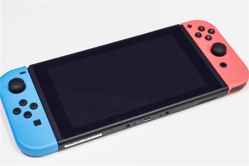 „Fallout Shelter“ und „Fortnite“ kommen für Nintendo Switch Für Nintendos Konsole Switch gibt es Zuwachs in der Spiele-Familie. Foto: Christophe Gateau