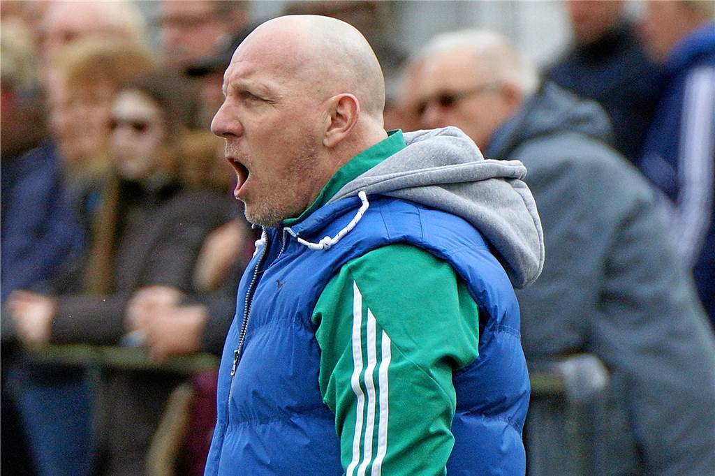 Ein Jahr Corona: HSC hat das Derby vor Augen, doch es folgt der Abbruch Für Olaf Pannewig war der 3:1-Sieg über Kirchderne das letzte Spiel als HSC-Trainer. im Sommer übernahm Marcel Greig.