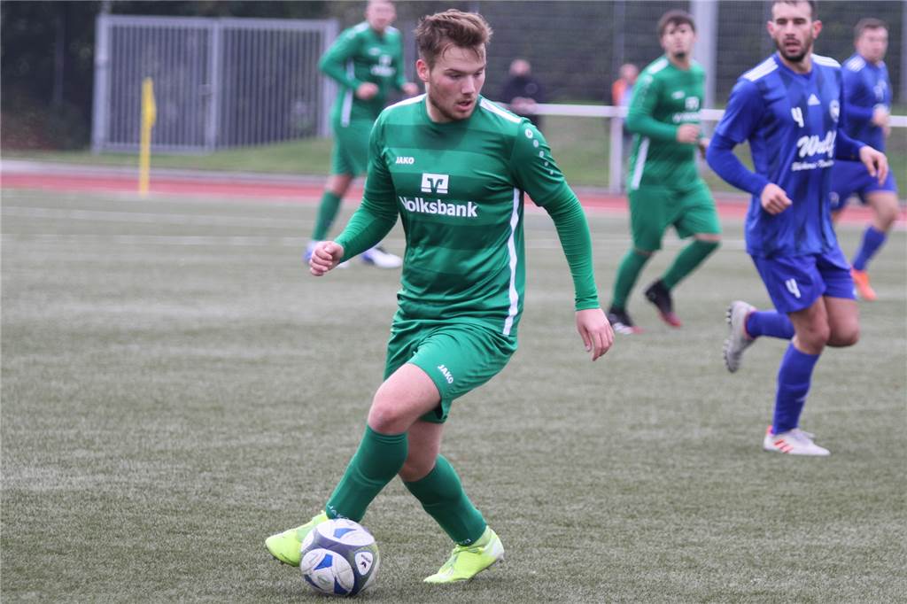 Saison-Fortsetzung: Deadline-Termine, sportlicher Wert und Realisierbarkeit für heimische Klubs Für Sebastian Rast und den SuS Olfen ginge es bei einer Saisonfortsetzung um den Kampf gegen den Abstieg.