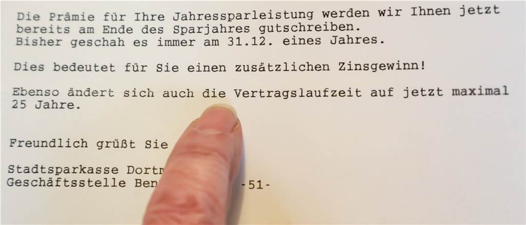 Prämiensparverträge gekündigt – Kunde wirft Dortmunder Sparkasse Täuschung vor Für Wilfried Slebodia ist mit diesem Schreiben aus dem Jahr 2001 klar: Sein Sparvertrag ist befristet und darf deshalb nicht gekündigt werden.