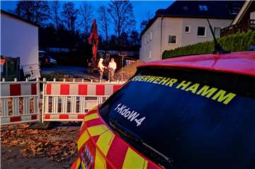 Fundstelle einer Weltkriegsbombe in Hamm-Heeßen: Der Sprengkörper liegt in der Nähe der Bahnlinie, die aus Bielefeld kommend über Kamen nach Dortmund führt.