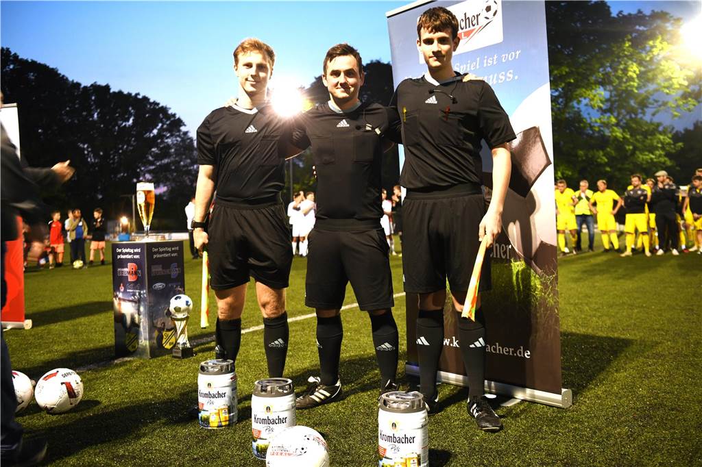 Fußball, Kreispokal Finale 8. Mai 2024, Hermann-Grefer-Sportpark Dorsten. SV Dorsten-Hardt - SV Vestia Disteln 3:5 nach Elfmeterschießen.