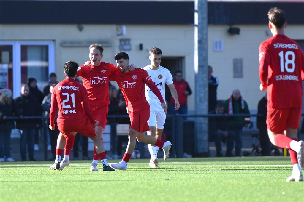 Fußball Oberliga Westfalen 2. März 2025, Jule-Ludorf-Sportanlage; Spvgg. Erkenschwick - SV Schermbeck 0:3.