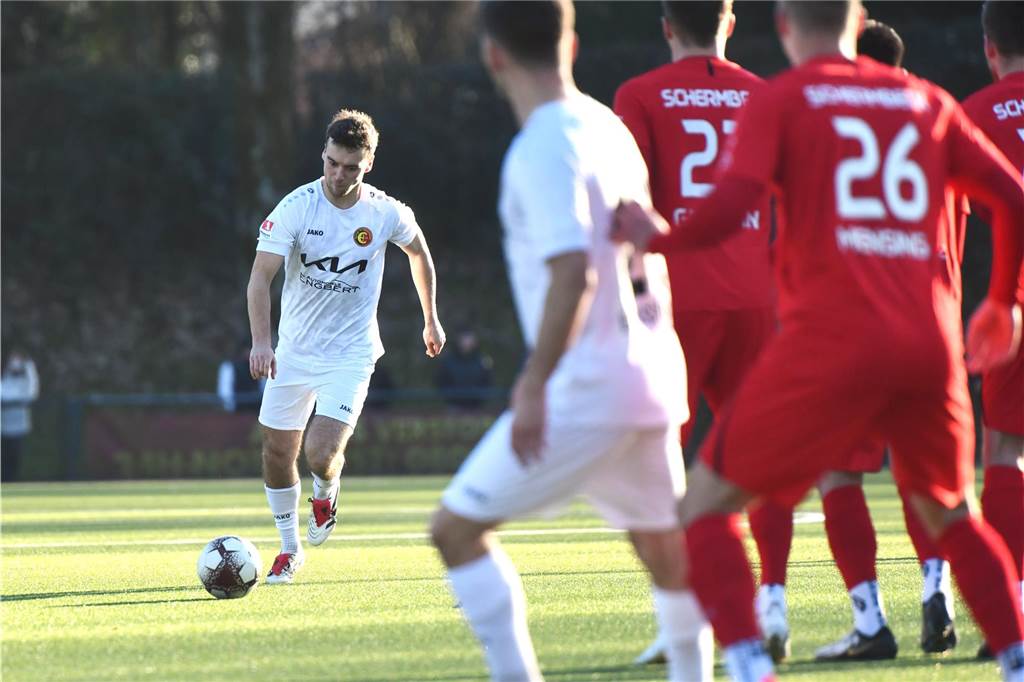Fußball Oberliga Westfalen 2. März 2025, Jule-Ludorf-Sportanlage; Spvgg. Erkenschwick - SV Schermbeck 0:3.