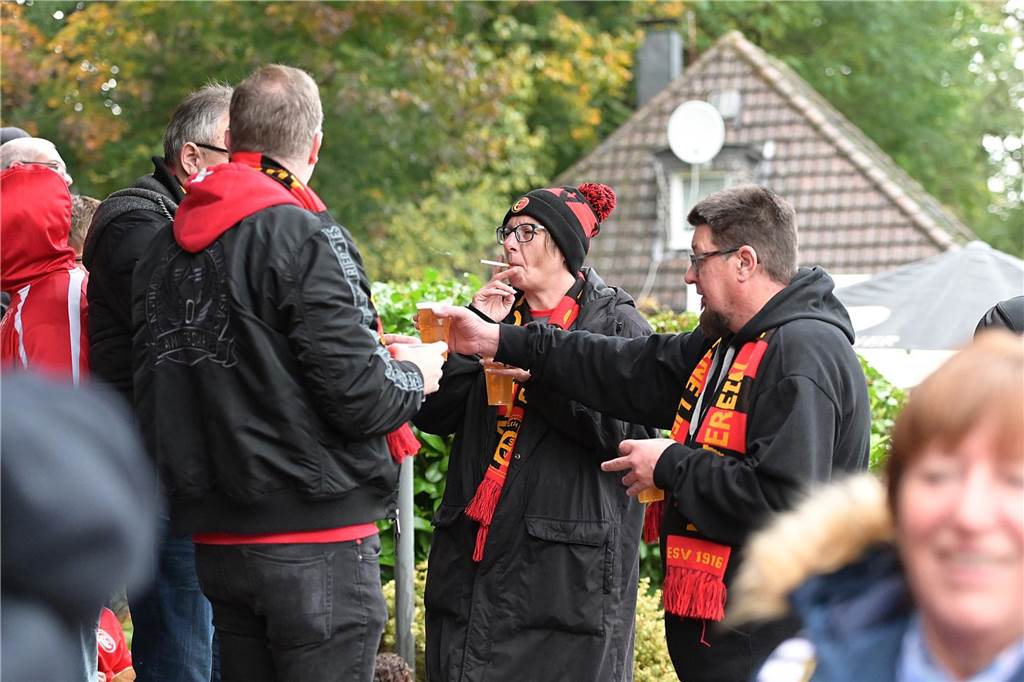 Fußball Oberliga Westfalen 29. Oktober 2023, Spvgg. Erkenschwick - SV Schermbeck 1:3. 