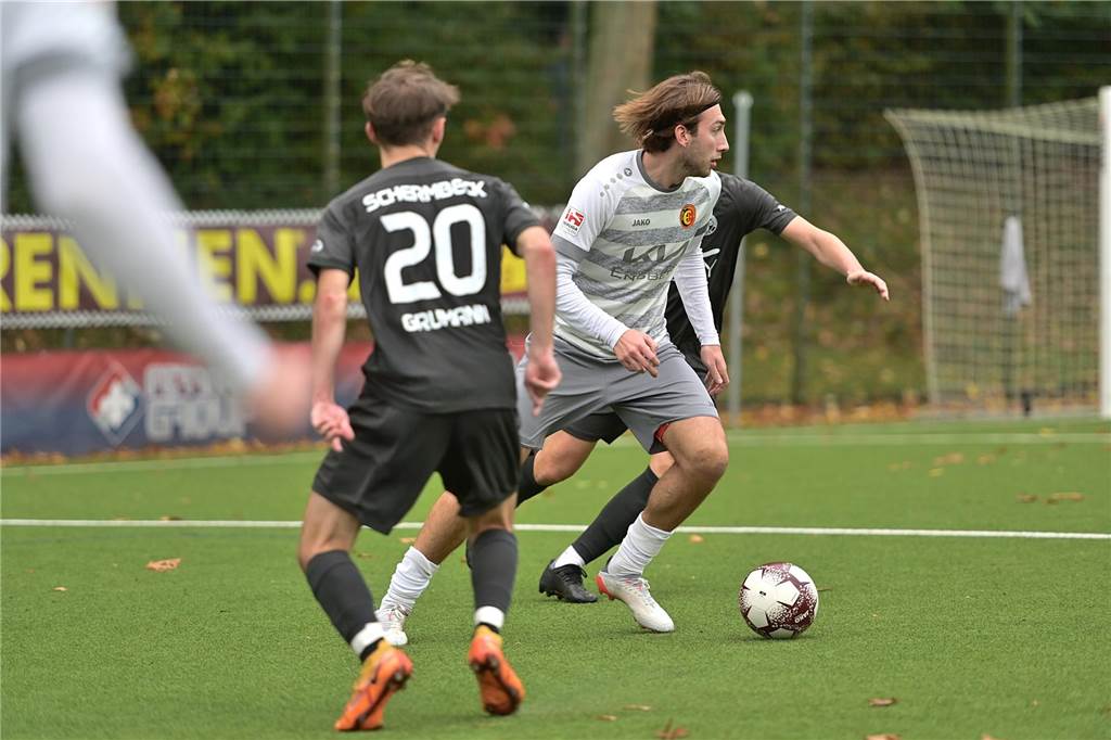 Fußball Oberliga Westfalen 29. Oktober 2023, Spvgg. Erkenschwick - SV Schermbeck 1:3. 