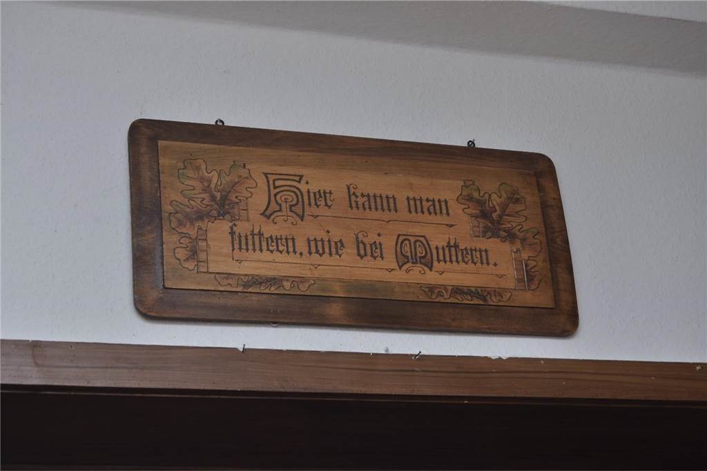Lokal „Zur Rauschenburg“ schließt: Über 100 Jahre im Familienbetrieb "Futtern wie bei Muttern": Das konnte man jahrzehntelang in der Gaststätte "Zur Rauschenburg".