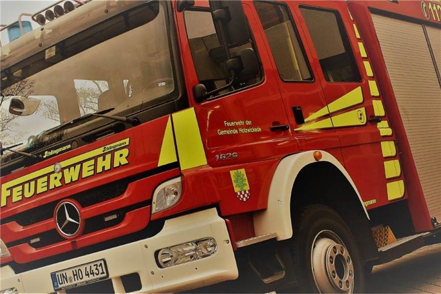 Qualmende Spülmaschine: Feuerwehr lobt Mutter für richtiges Verhalten FW Holzwickede