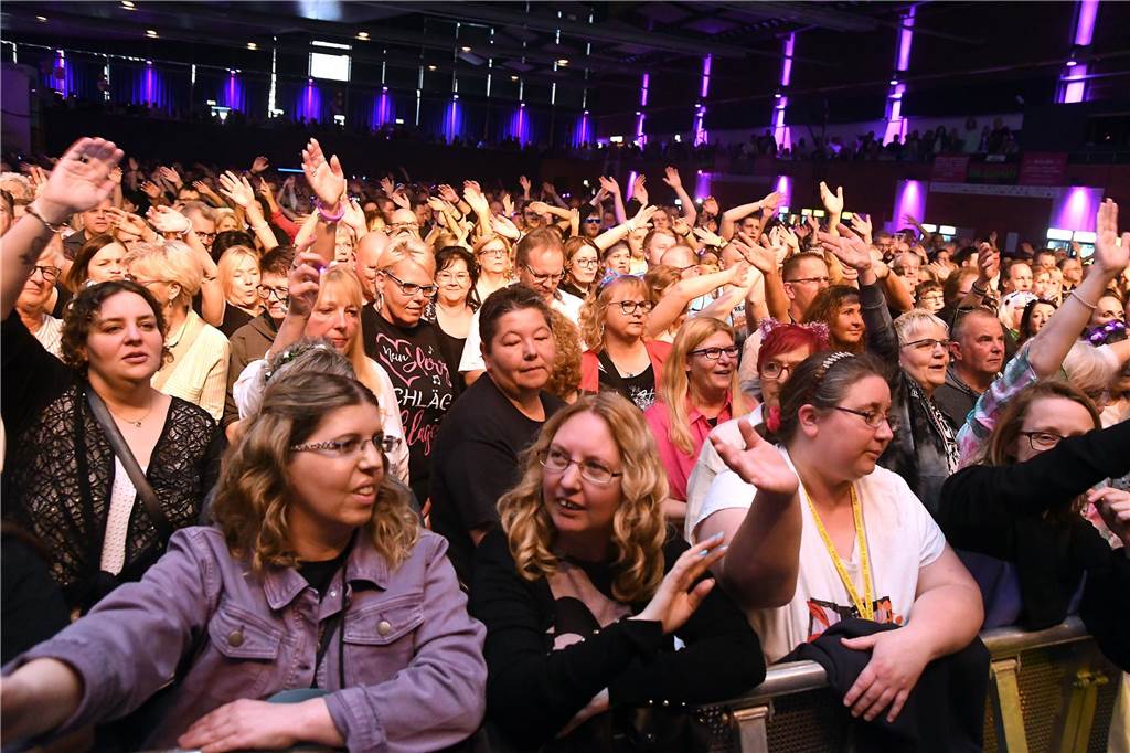 Vom Megapark zur Europahalle: Solidarfonds mit Michelle und Mickie Krause Ganz vorne dabei bei der Solidarfonds-Schlagerparty 2023 in Castrop-Rauxel.