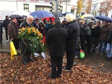 Gedenkfeier für die Opfer der nationalsozialistischen Gewaltherrschaft in Dorstfeld.