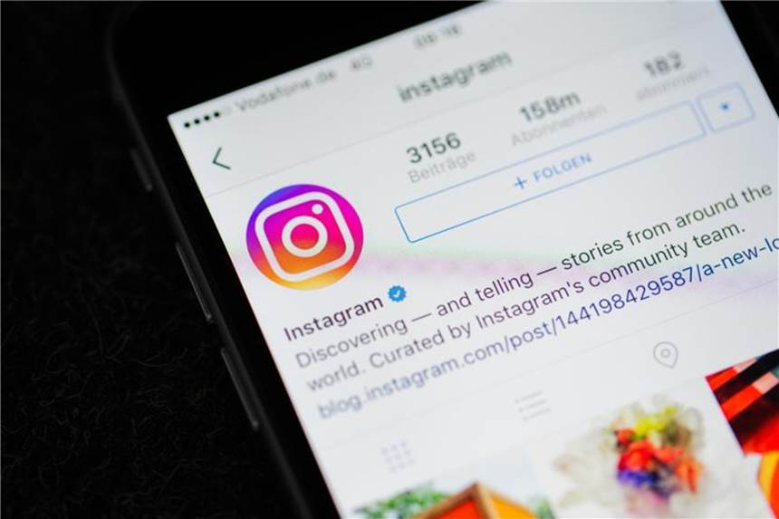 Mehr Instagram-Nutzer sollen bestätigte Accounts bekommen Gefälschte Accounts und automatisierte Bot-Profile sind ein Problem für Instagram. Foto: Rolf Vennenbernd