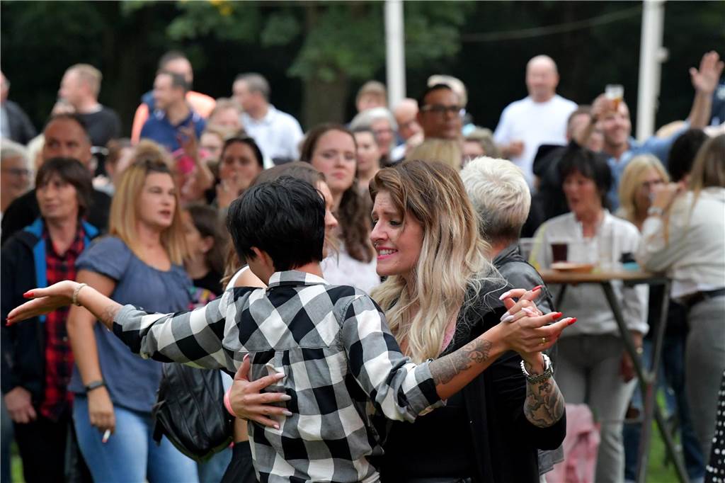 Schlagerparty rückt näher: „We love Lünen“ im Freibad Cappenberger See Gefeiert und abgetanzt wird auch in diesem Jahr im Freibad Cappenberg.