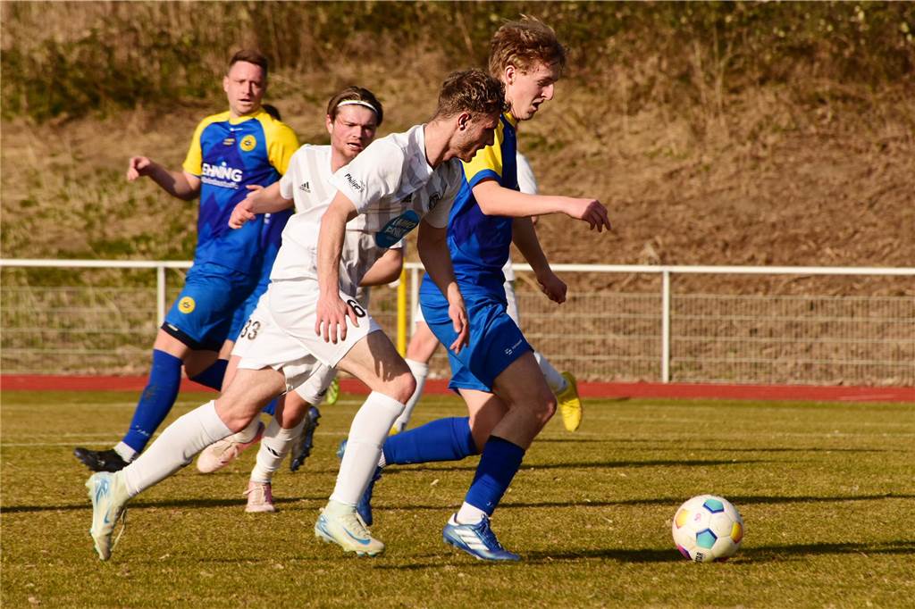Gegen Adler Weseke setzte sich der ETuS Haltern in einem engen Spiel mit Chancen auf beiden Seiten schlussendlich knapp mit 1:0 durch.