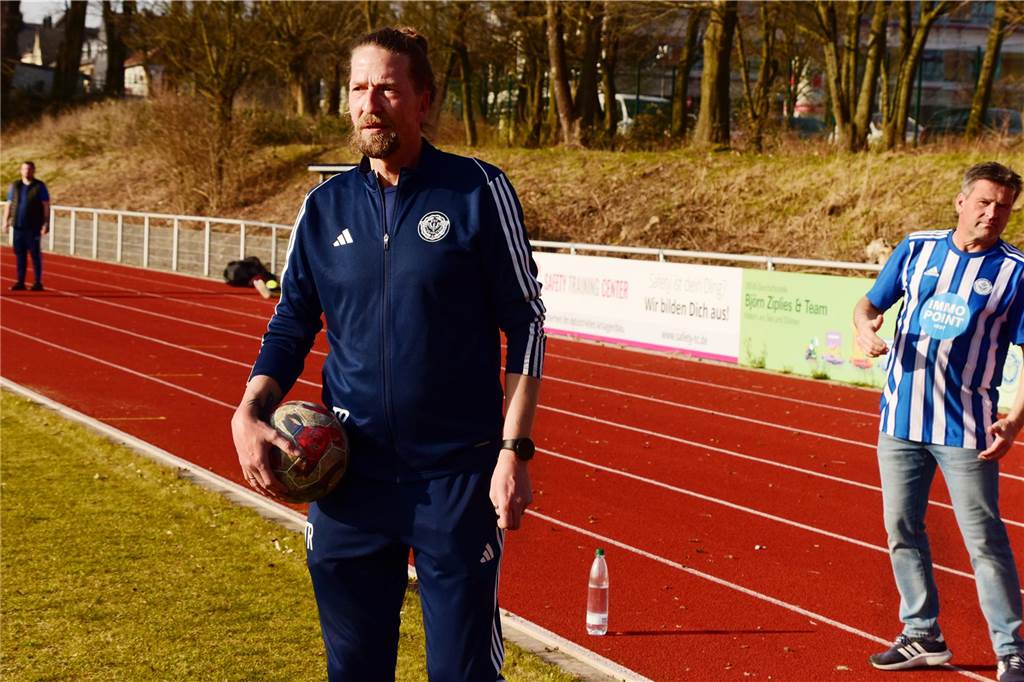 Gegen Adler Weseke setzte sich der ETuS Haltern in einem engen Spiel mit Chancen auf beiden Seiten schlussendlich knapp mit 1:0 durch.