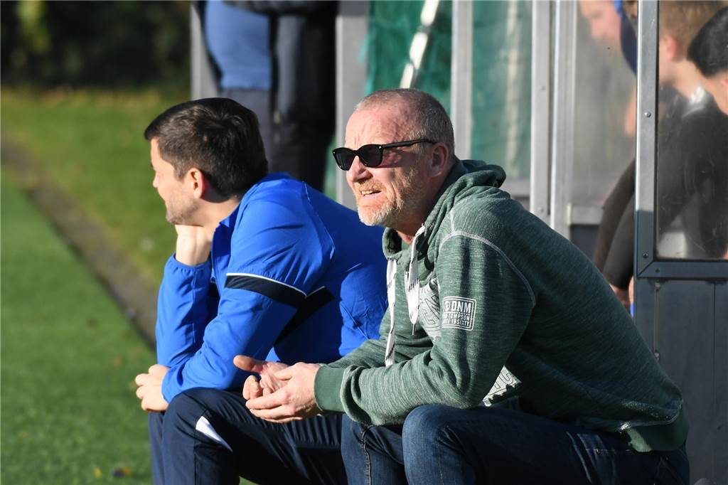 Gegen den bisherigen Bezirksliga-Spitzenreiter FC Altenbochum geriet die Spvg Schwerin in der 90. Minute mit 1:2 in Rückstand - konnte aber in der 96. Minute durch Kapitän Kevin Wagener noch zum 2:2 ausgleichen.