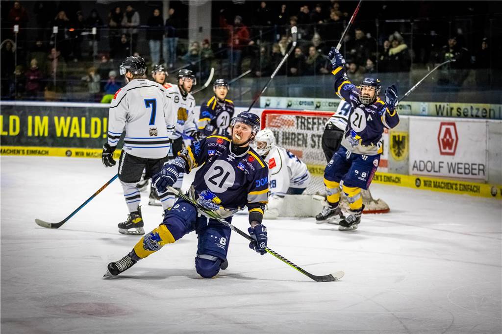 Gegen die Grizzlys Bergkamen feierten die Eisadler Dortmund einen knappen 3:2-Sieg.