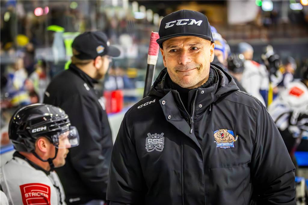 Gegen die Grizzlys Bergkamen feierten die Eisadler Dortmund einen knappen 3:2-Sieg.