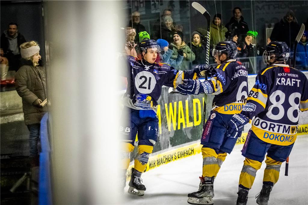 Gegen die Grizzlys Bergkamen feierten die Eisadler Dortmund einen knappen 3:2-Sieg.