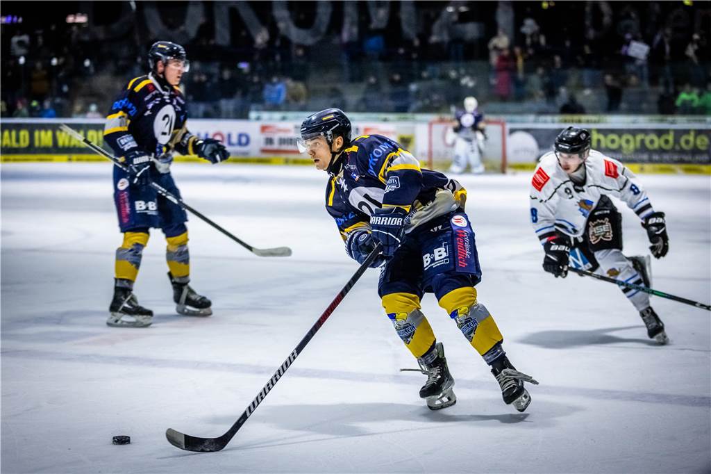 Gegen die Grizzlys Bergkamen feierten die Eisadler Dortmund einen knappen 3:2-Sieg.