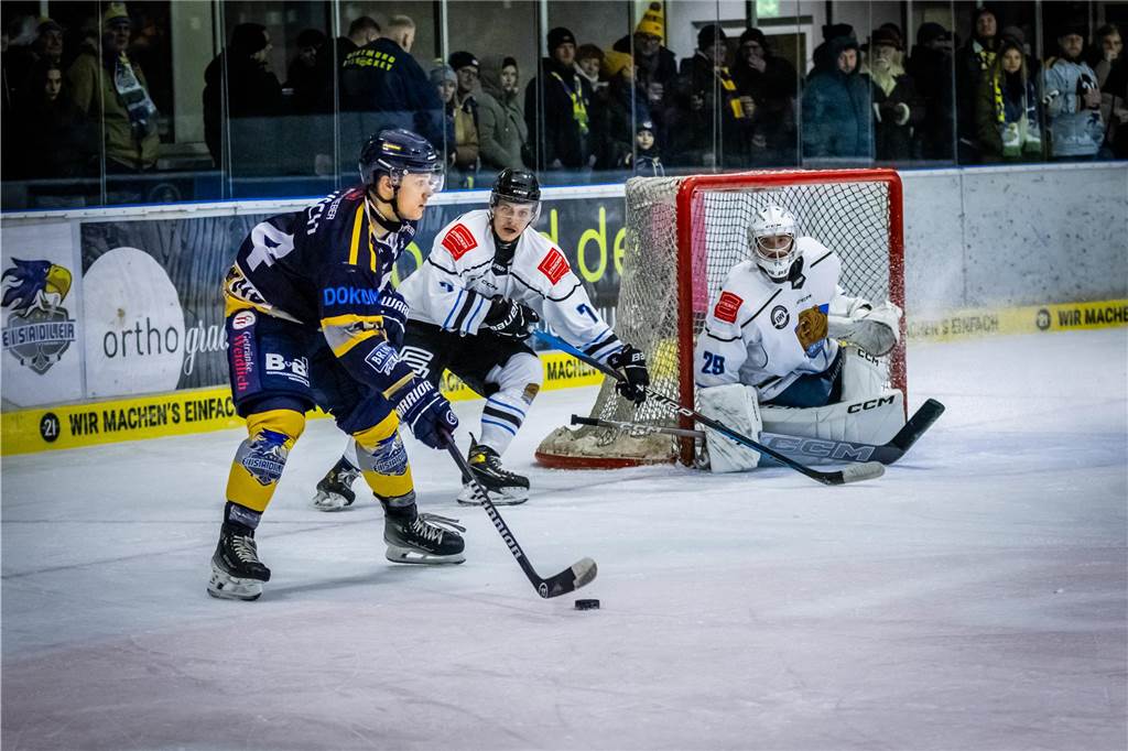 Gegen die Grizzlys Bergkamen feierten die Eisadler Dortmund einen knappen 3:2-Sieg.
