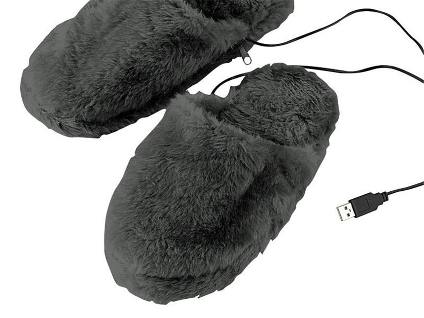 Raketenwerfer und Stromkanister: Gadgets für den USB-Port Gegen kalte Füße am Rechner helfen diese Plüsch-Pantoffeln mit Heizsohlen. Foto: pearl.de