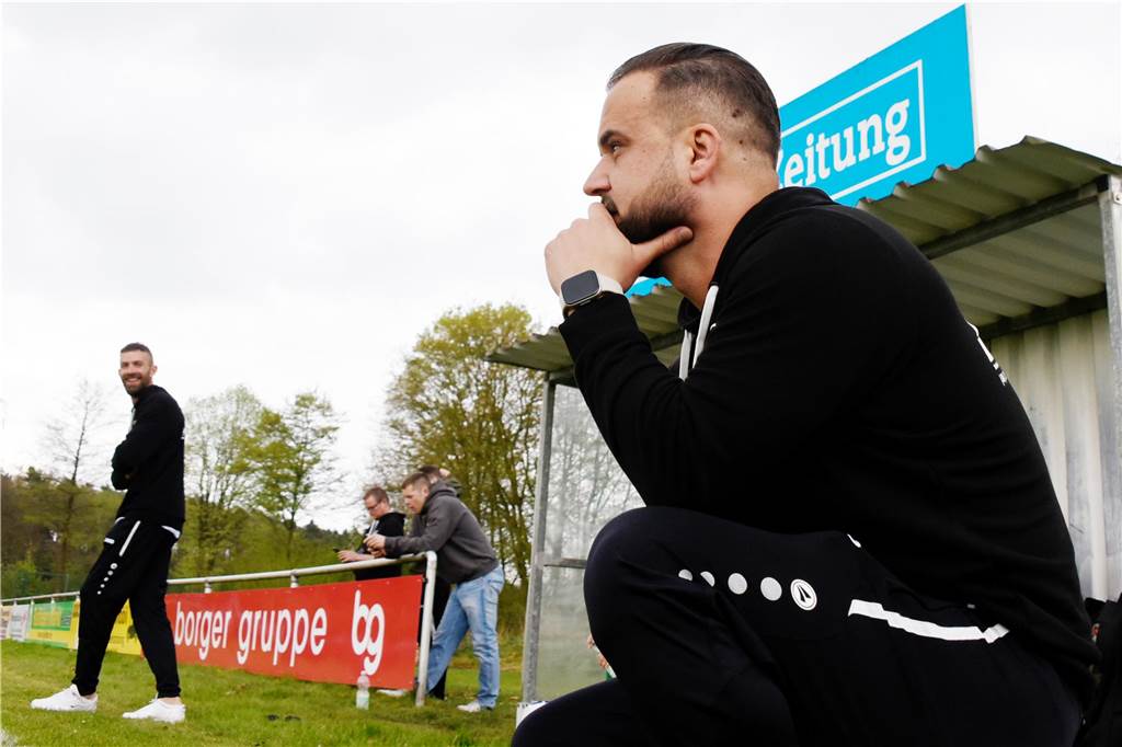 Gegen Tabellenführer und Aufstiegsfavorit Kültürspor Datteln ging der SV Bossendorf zwar in Führung und verkaufte sich teuer, musste sich am Ende aber nach einem Doppelschlag der Gäste doch mit 1:2 geschlagen geben.