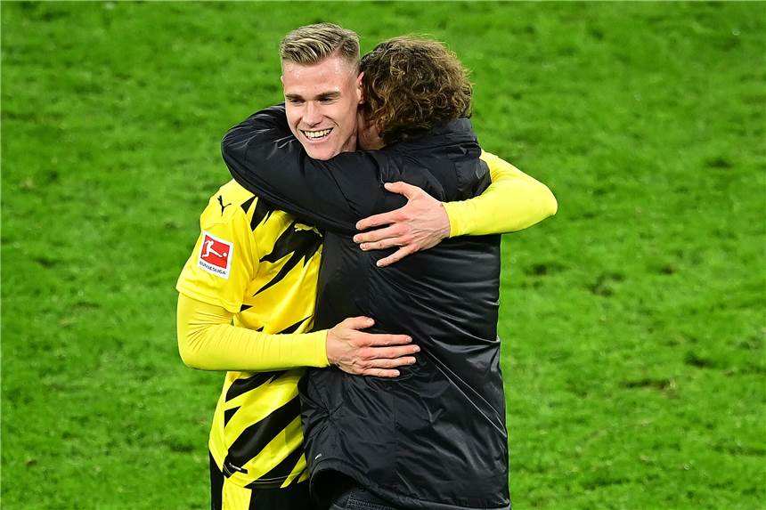 BVB-Newcomer Tigges: „Kriege das Grinsen nicht mehr aus dem Gesicht“ Gehört seit Ende Dezember fest zum BVB-Profikader: Steffen Tigges (l.).