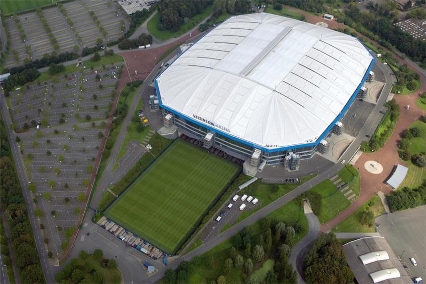 Schalke 04 warnt vor gefälschten Derby-Tickets GELSENKIRCHEN: Veltins-Arena - Kapazität: 62 271 (international 54 740) - WM 2006: Spielort Gelsenkirchen zählt zu den sechs Städten, die bei allen drei Endrundenturnieren in Deutschland als Spielort ausgewählt wurden. Auch für die EM 2024 geht die Stadt Gelsenkirchen mit der vereinseigenen Schalker Arena ins Rennen. Der Club hat die unverbindliche Interessensbekundung eingereicht.