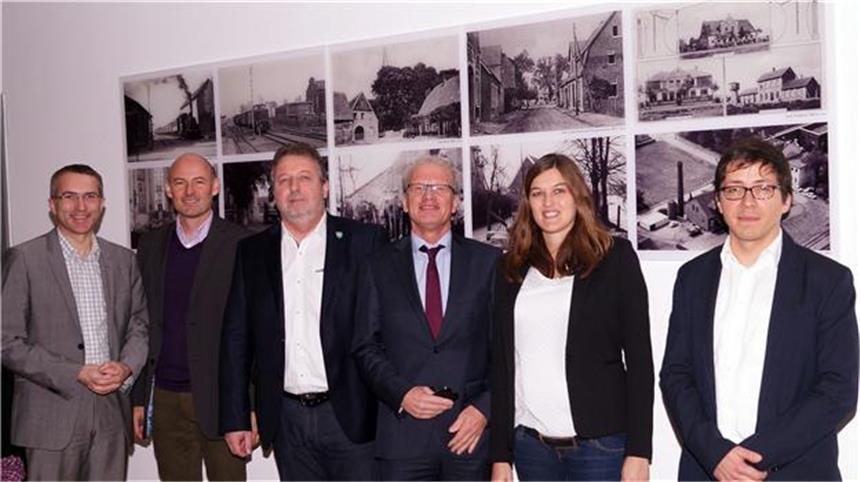 Gemeinden planen vereint den Breitbandausbau Gemeinsam für den Breitbandausbau (von links): Claus Wissing (WIR-Solutions), Franz-Josef Weilinghoff (Bürgermeister Heek), Franz-Josef Franzbach (Bürgermeister Schöppingen), Friedhelm Kleweken (Bürgermeister Legden), Katharina Reinert (WFG) und Alfredo Jakob (WIR-Solutions) trafen sich zum Start der gemeinsamen Breitbandoffensive.