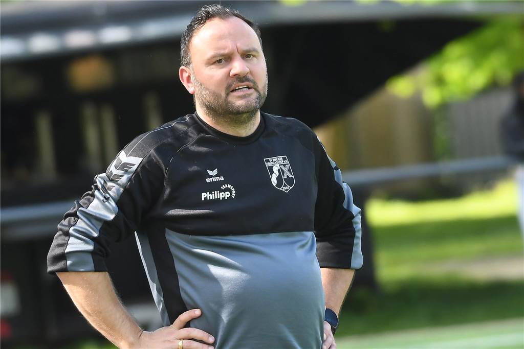 Trainerbeben bei Wacker Obercastrop: Allali zurückgetreten, Interimslösung steht fest Gemeinsam mit Kevin Großkreutz wird Jimmy Thimm den SV Wacker im Saisonendspurt an der Seitenlinie betreuen.