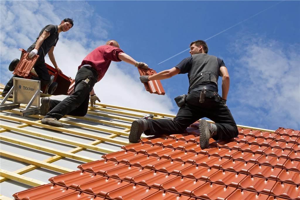 Nachwuchssorgen bei Dachdeckern: Firmen beurteilen Lage völlig unterschiedlich Generell herrscht im Dachdecker-Handwerk Fachkräftemangel. Die Nachwuchs-Situation in Werne beurteilen die Firmen völlig unterschiedlich.