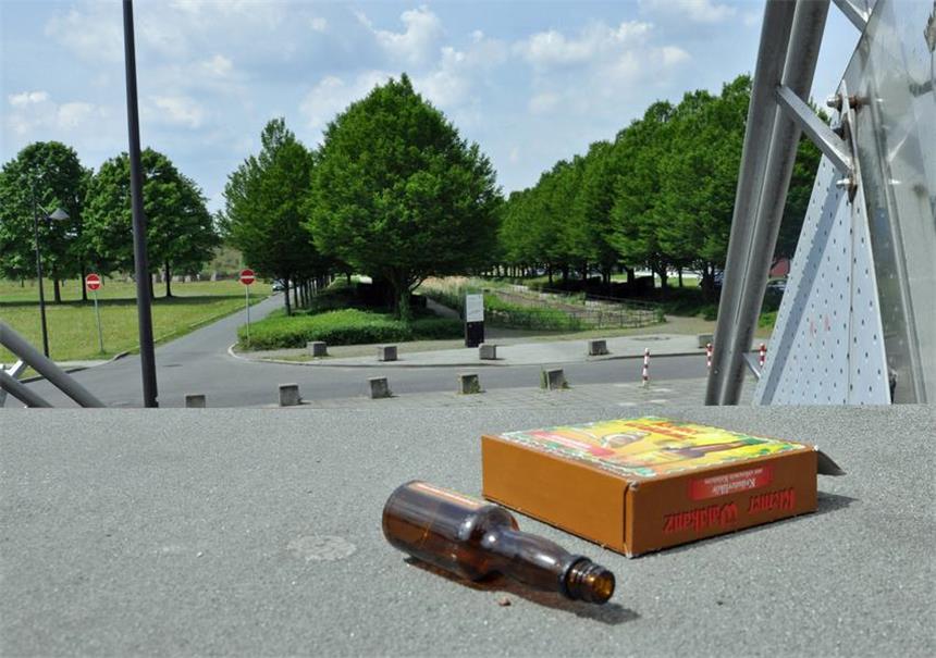 Soll Castrop-Rauxel ein Alkoholverbot bekommen? Gerade am Wochenende gibt es immer wieder Klagen und Kippen, Scherben und leere Flaschen.