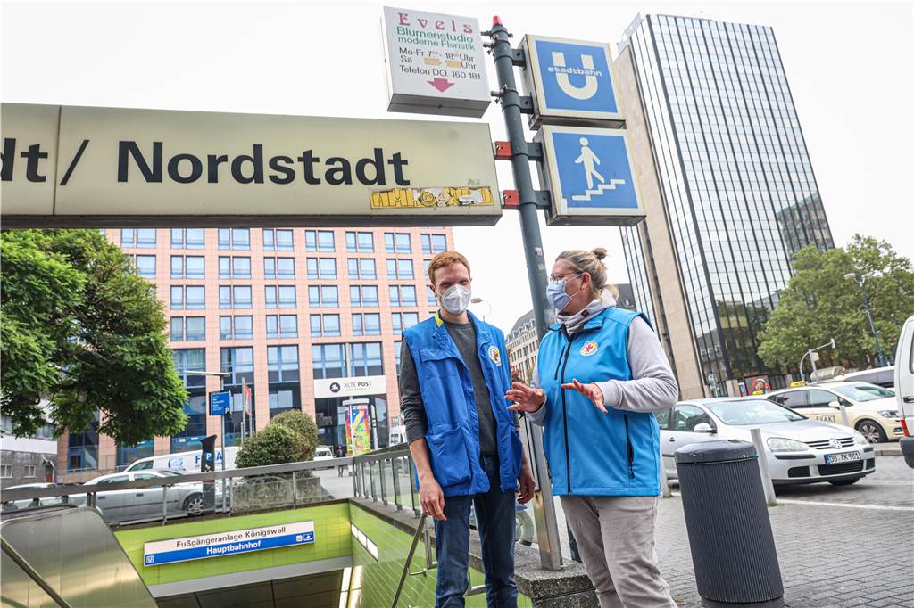Krieg und Armut: In der Bahnhofsmission hat man „Angst vor dem Winter“ Gerade an der U-Bahn-Station des Hauptbahnhofs suchen zunehmend Obdachlose Übernachtungsmöglichkeiten
