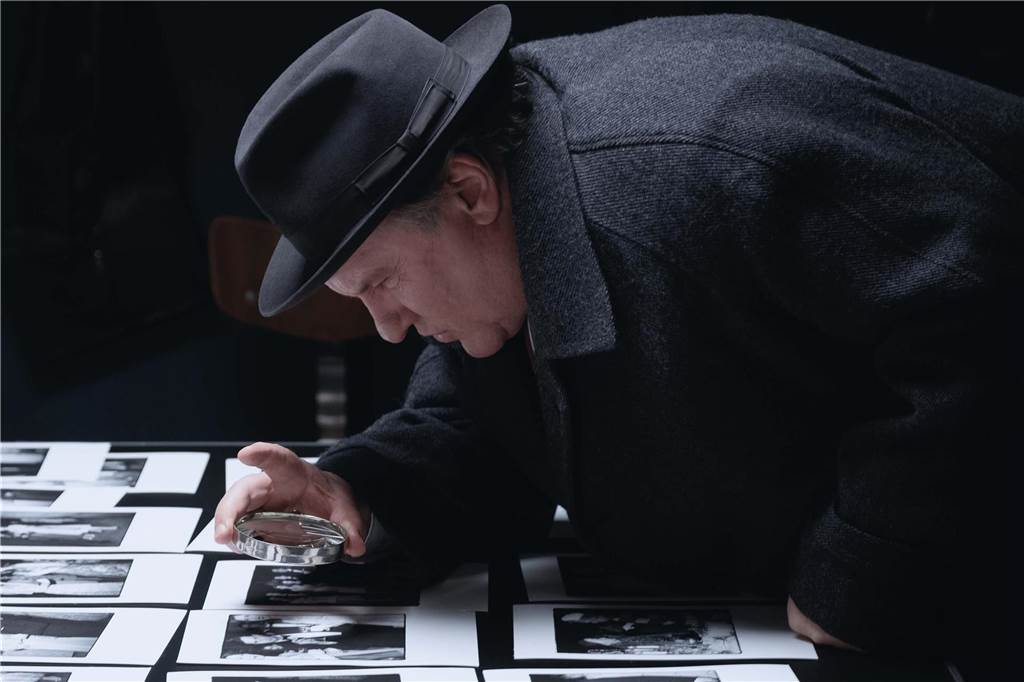 Maigre: Der alte Kommissar ermittelt im grauen Nachkriegs-Paris Gérard Depardieu als Kommissar Maigret