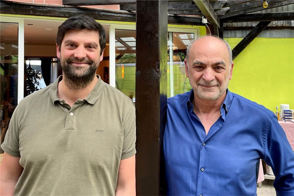 Beliebtes italienisches Restaurant „Taste of Italy“ bleibt geschlossen Gerardo De Rosa steht neben seinem Sohn Dario.