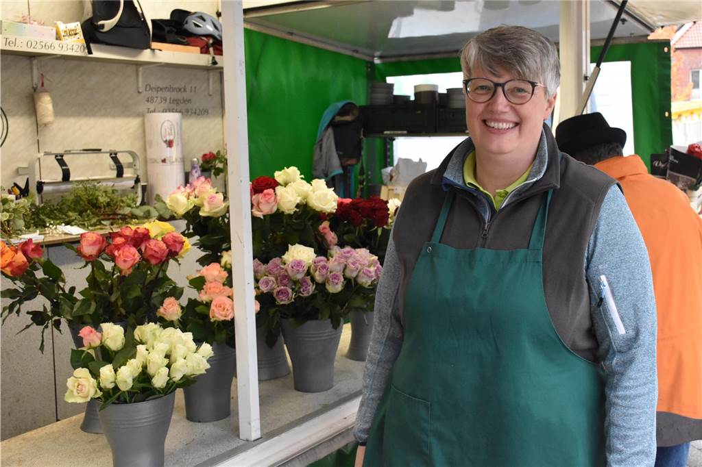 Großes Sortiment: Wochenmarkt zieht auch mittwochs Kunden in die Stadt Gerburg Terdues
