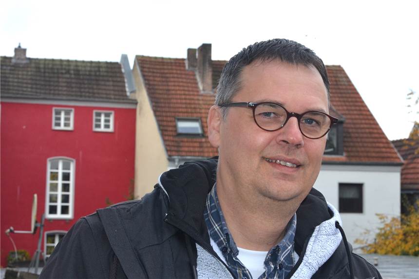 Träume, Tränen, Trauer: Erinnerungen an die ersten DDR-Flüchtlinge in Haltern Gerd Beckhaus leistete gerade seinen 17-monatigen Zivildienst beim Caritasverband ab, als geflüchtete DDR-Bürger 1989 nach Haltern kamen. „Es war eine aufregende Zeit“, sagt der heute 51-Jährige aus Hamm-Bossendorf.