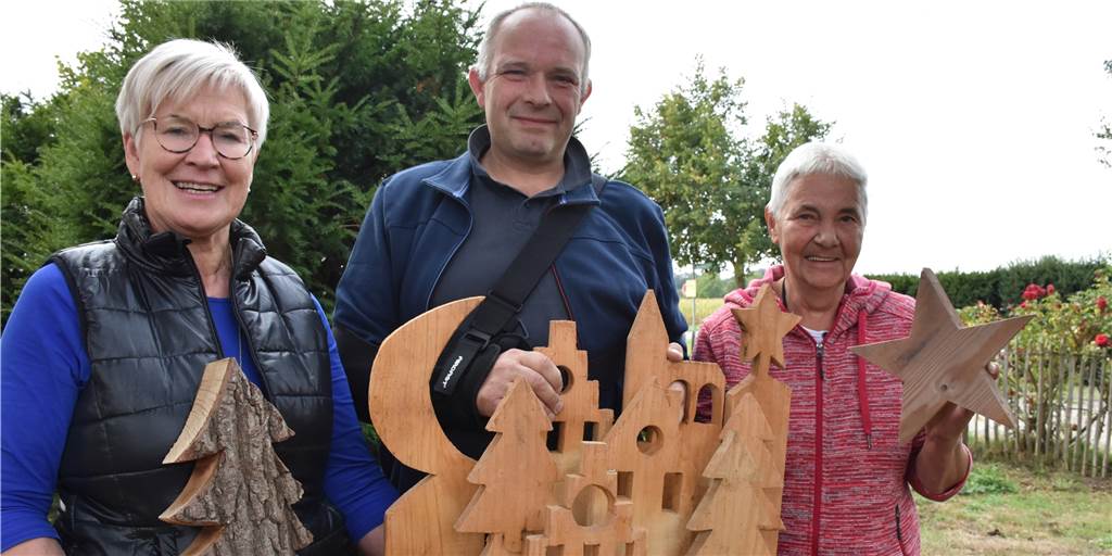Nach Corona-Pause: Weihnachtsmarkt kehrt nach Legden zurück Gerda Bogenstahl (v.l.), Antonius Schulze Beikel und Maria Lutter möchten Menschen für den Weihnachtsmarkt begeistern.