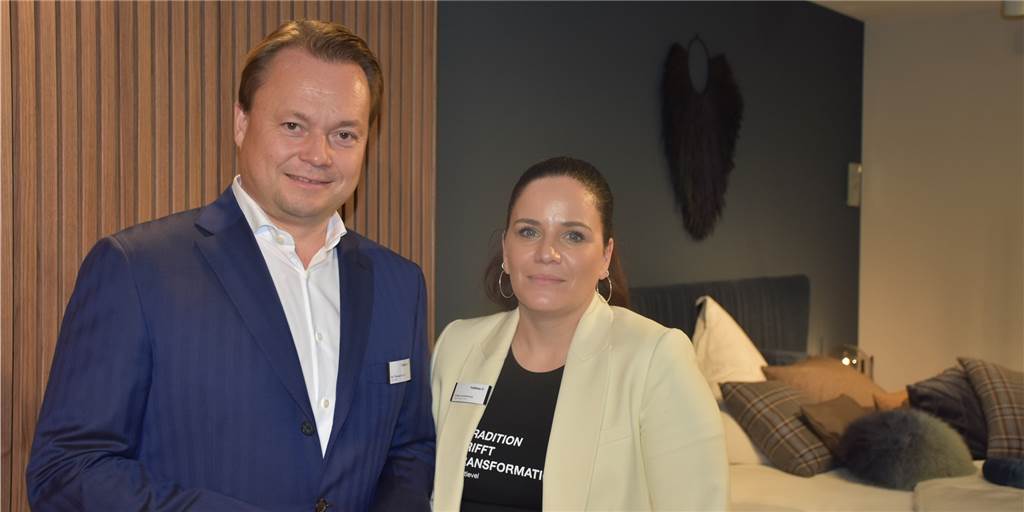 Aufbruchstimmung bei Hülsta in Stadtlohn: „Wir wollen die Marke entstauben“ Geschäftsführer Dr. Thomas Knecht und Anika Lechtenberg, Head of Design, wollte mit Hülsta neue Wege gehen.