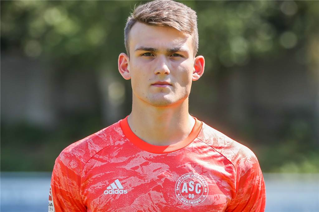 Oberligist ASC 09 Dortmund verliert einen Spieler – der wechselt in die USA Gian Loris Zetzmann steht seit 2020 im Kader des ASC 09 Dortmund.