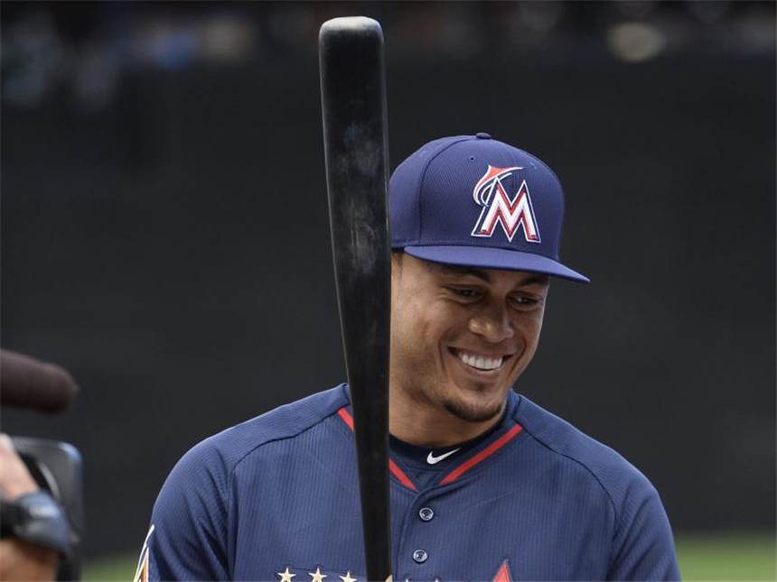 Giancarlo Stanton schloss mit den Miami Marlins einen Rekordvertrag ab. Foto: John G. Mabanglo