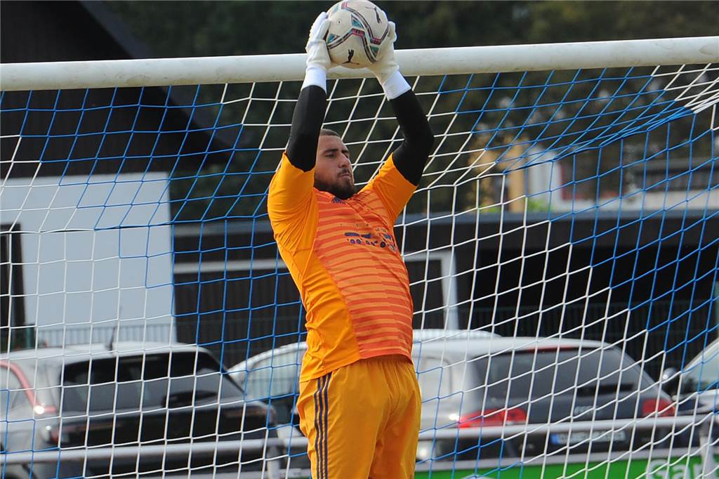 Gianluca Caruso ist der Stammtorwart des VfB Westhofen, der in den letzten beiden Spielen vor der Winterpause verletzungsbedingt pausieren musste.