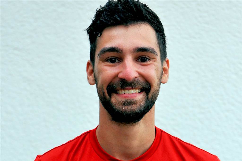 SG Eintracht Ergste: Neuer Trainer hat beinahe die gesamte Mannschaft schon trainiert Gianluca Zocco bildet zusammen mit Christian Tarrach das Trainer-Duo in Ergste.