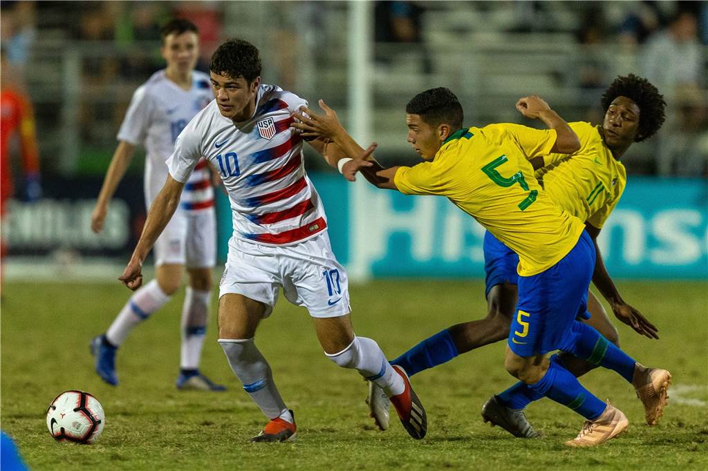 Der nächste Christian Pulisic? BVB angelt sich US-amerikanisches Top-Talent Giovanni Reyna spielt auch für das US-amerikanische U17-Team.