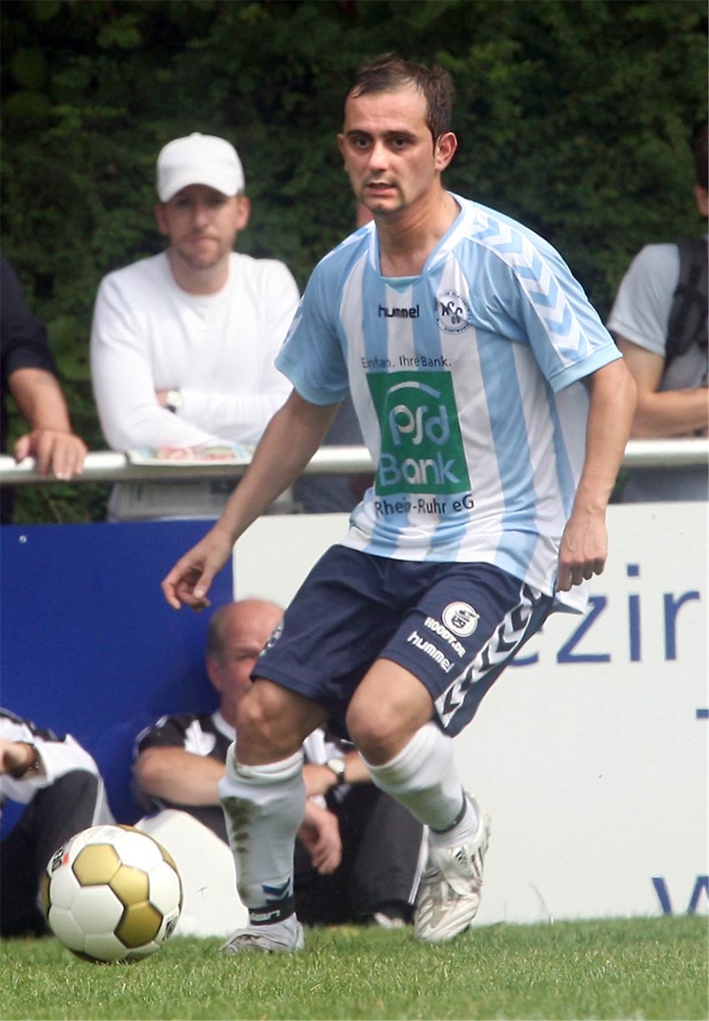 Giovanni Schiattarella holt Halim in die Landesliga zum SV Brackel Giovanni Schiattarella im ASC-Trikot, hier im Jahr 2009.