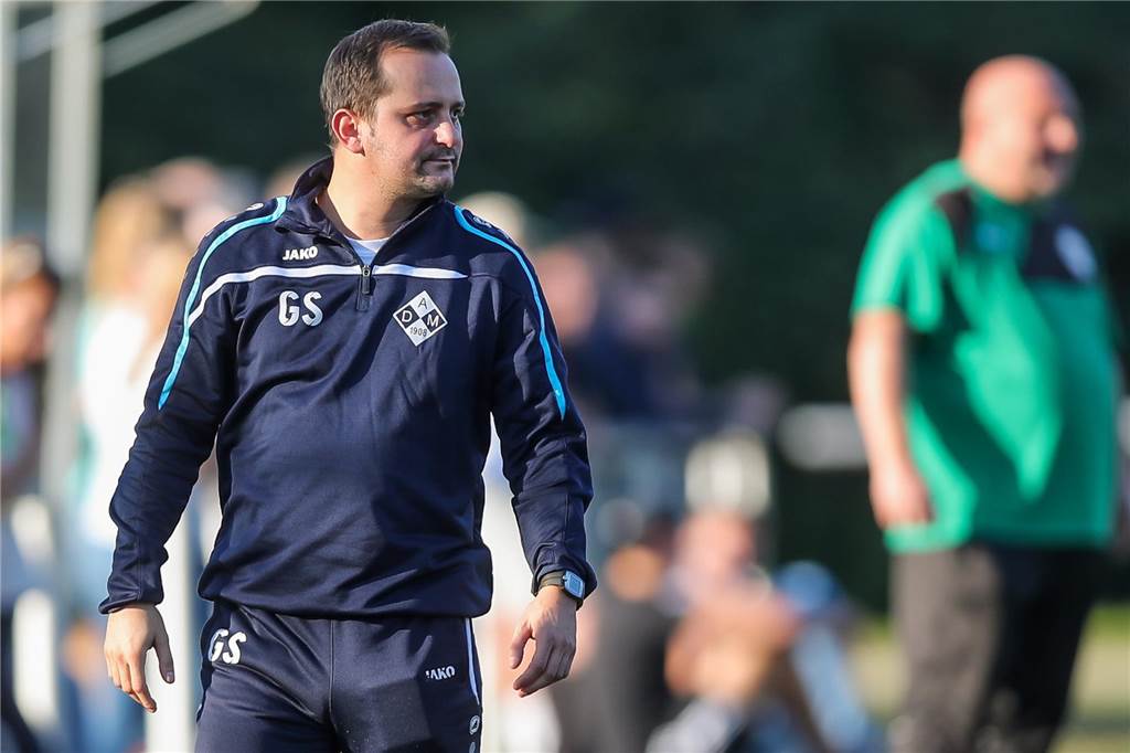 Giovanni Schiattarella ist zurück: FC Brünninghausen einer der „ganz großen Vereine“ Dortmunds Giovannia Schiattarella, hier 2017, machte sich auch als Trainer von Arminia Marten einen Namen.