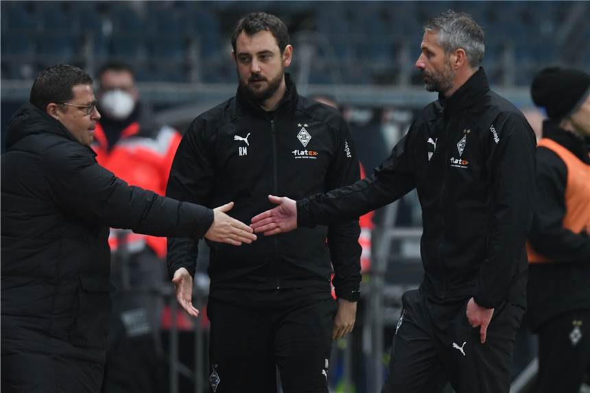 Rose als BVB-Trainer gehandelt - Gladbach-Sportchef Eberl äußert sich Gladbachs Sportchef Max Eberl fordert von Trainer Marco Rose (r.) endlich Klarheit.