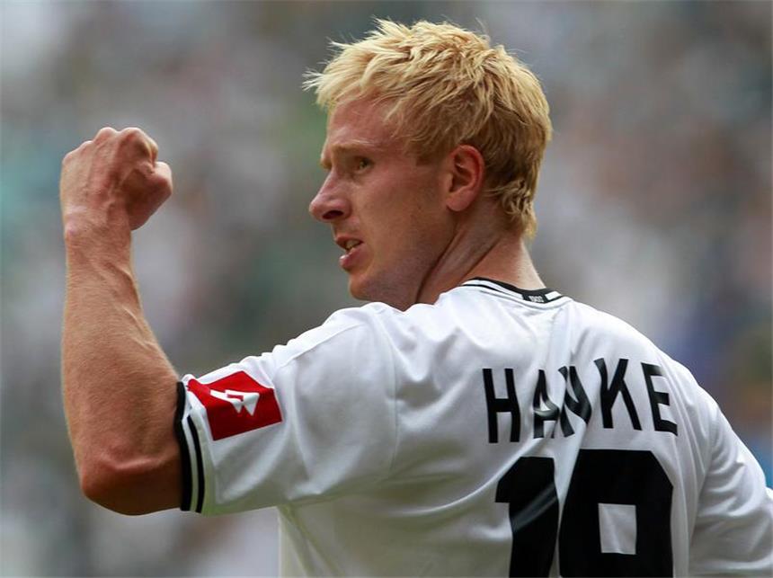 Gladbach braucht drei Tore - «Alles probieren» Gladbachs Stürmer Mike Hanke will gegen Kiew versuchen, den Rückstand aufzuholen. Foto: Roland Weihrauch